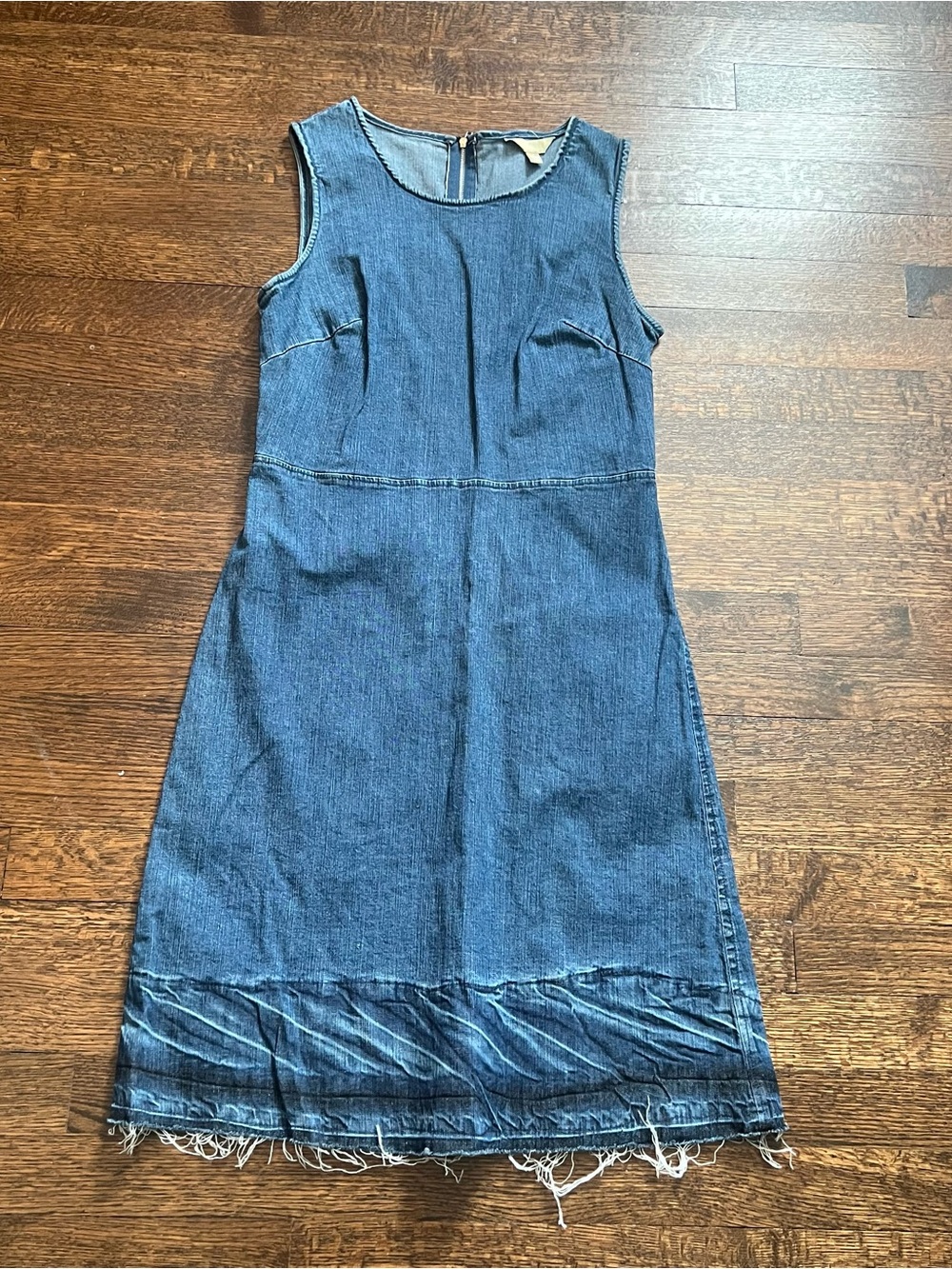 Hope and Harlow size 2 sleeveless denim raw hem dress